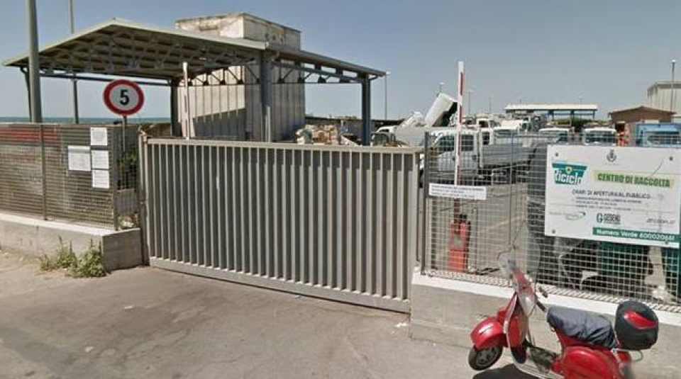 Fiumicino, centro raccolta di via Pesca Luna